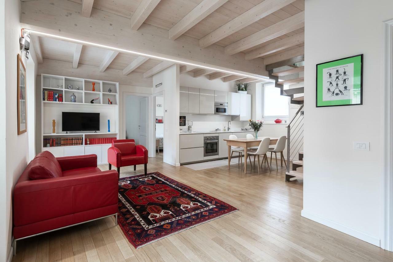 Appartamento Rossini By Holiday Solutions Como Exterior foto